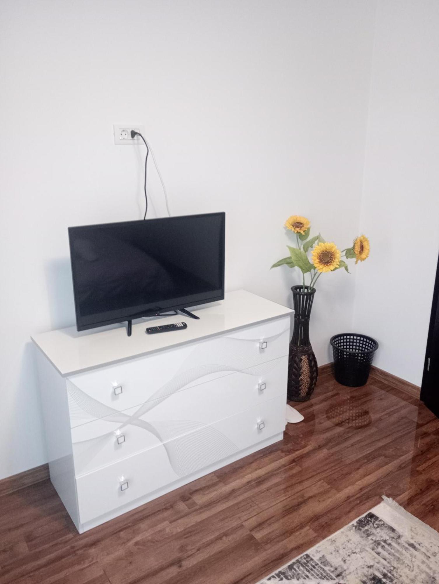 Izabella Guest House Сэчеле Экстерьер фото