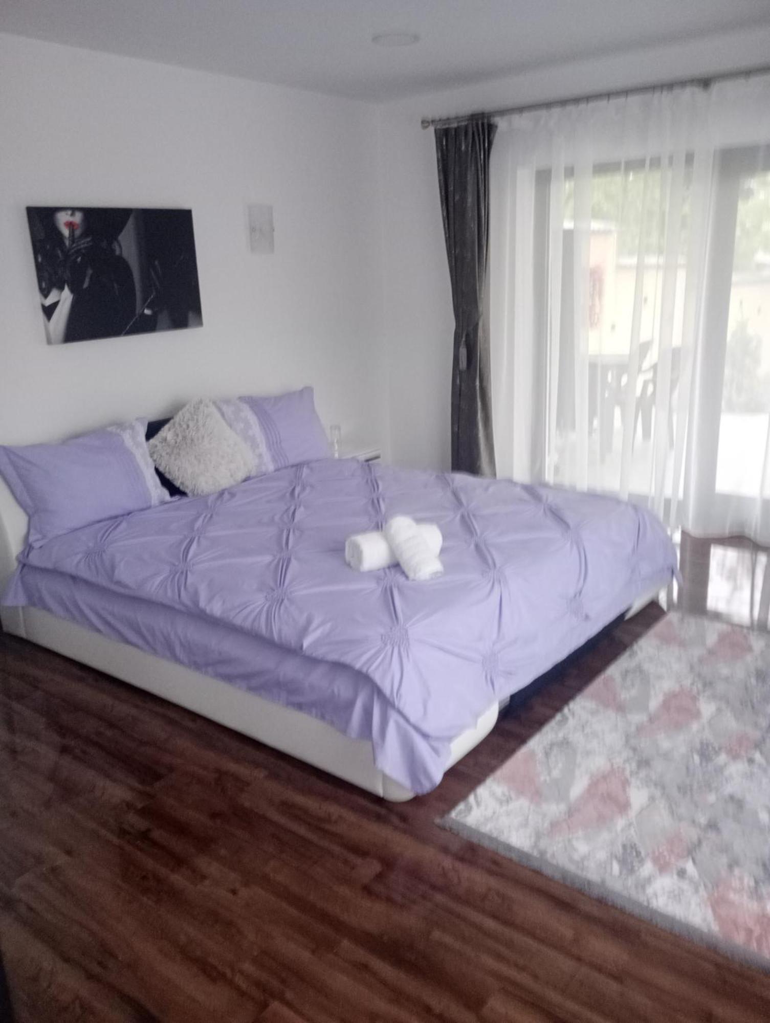 Izabella Guest House Сэчеле Экстерьер фото