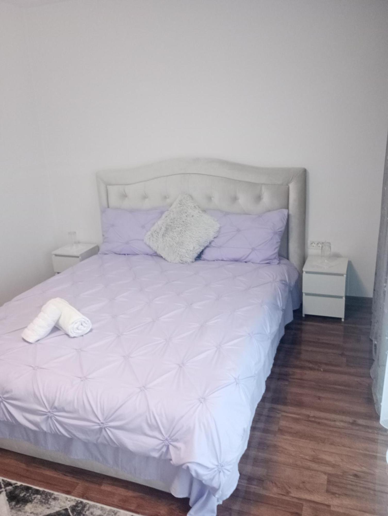 Izabella Guest House Сэчеле Экстерьер фото