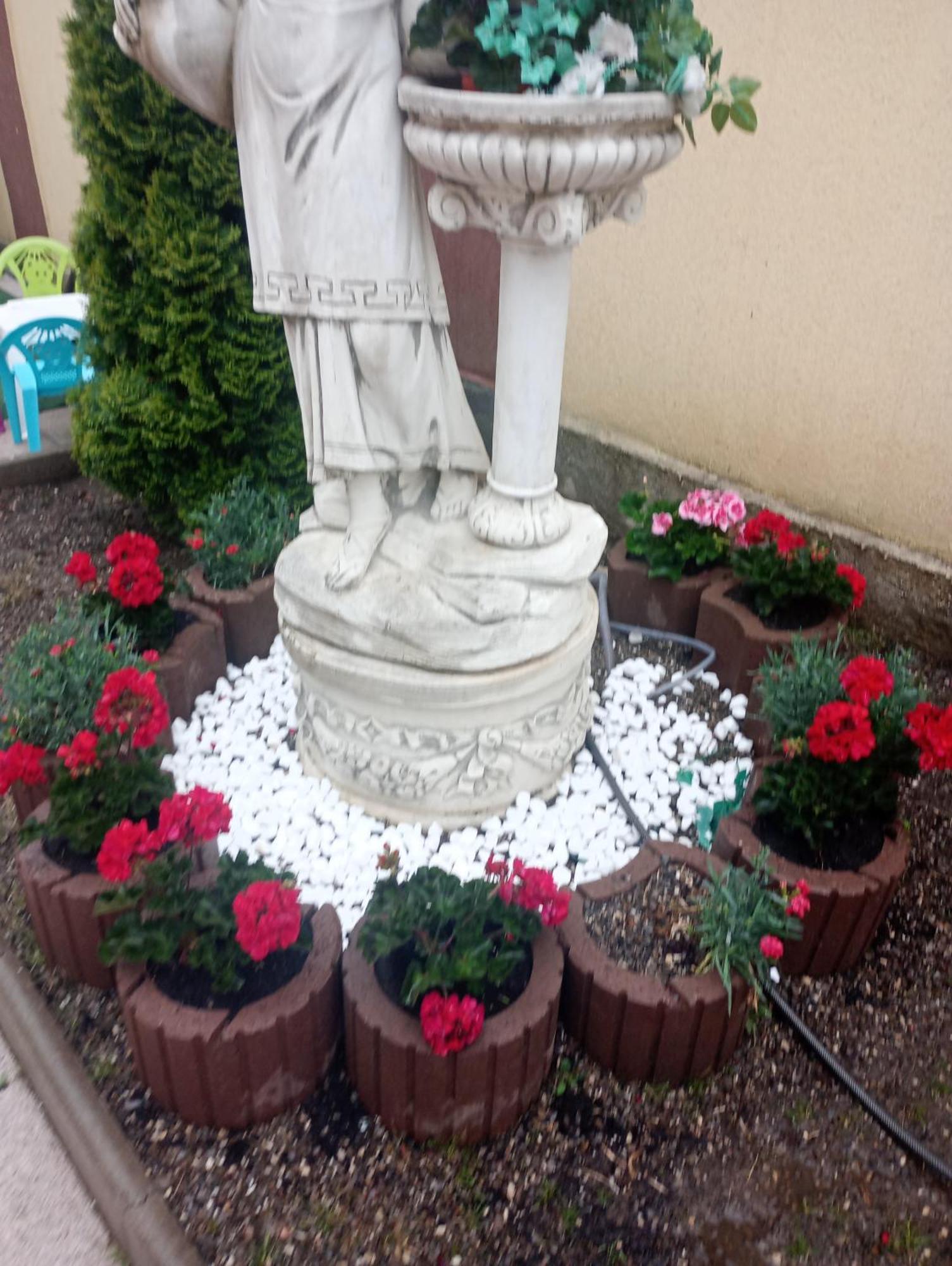 Izabella Guest House Сэчеле Экстерьер фото